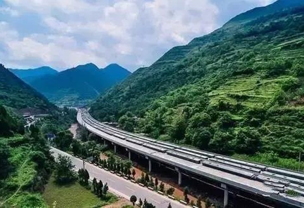高速公路沿線(xiàn)的供電安全